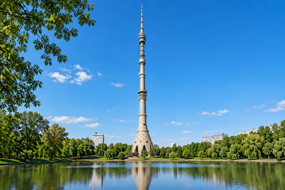 Останкинская телебашня в Москве